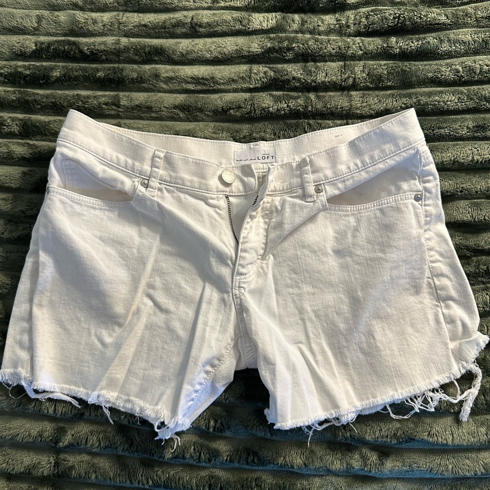 LOFT Women's Frayed Hem White Jean Shorts